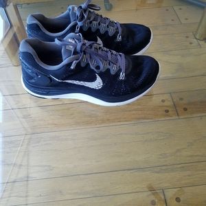 SALE Nike Lunarglide 5 black Women's running shoe sz 8.5